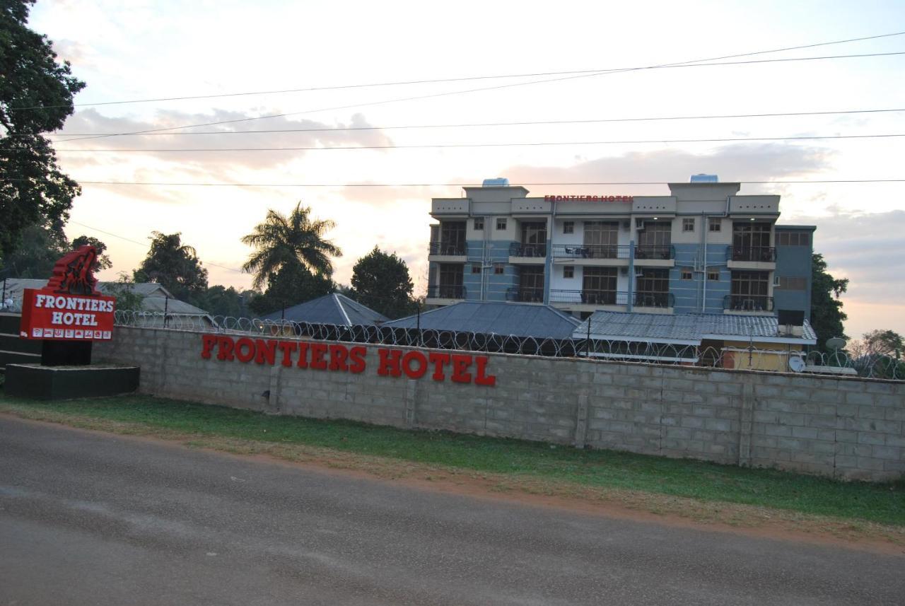 Frontiers Hotel Ентеббе Екстер'єр фото