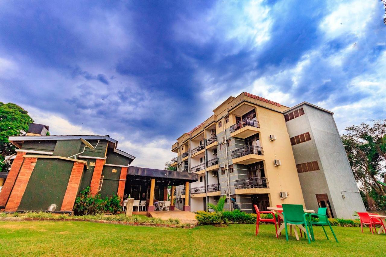 Frontiers Hotel Ентеббе Екстер'єр фото